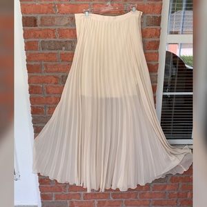 Bebe pleated long flowy skirt